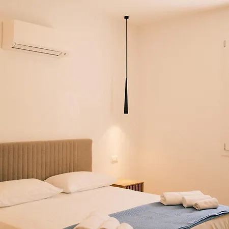 Guest house Airrooms 4*